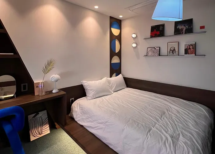 Apartment 404 Busan