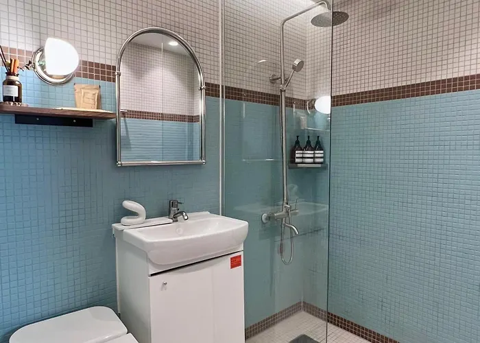 Apartment 404 Busan